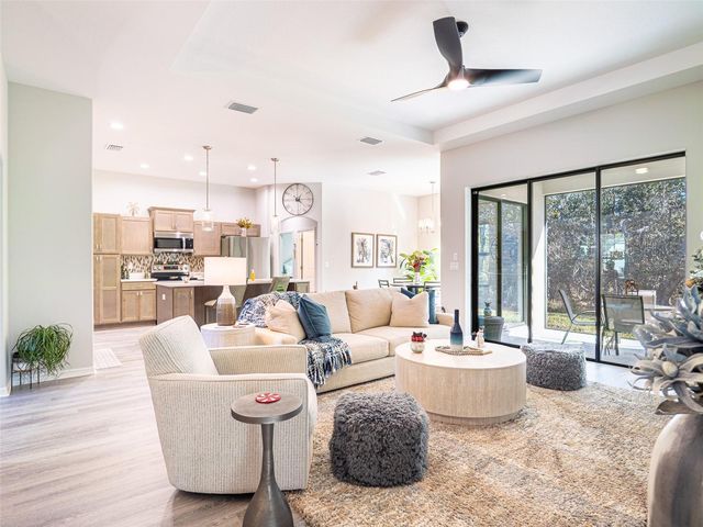 7 EUGENIA COURT W, Homosassa, FL 34446