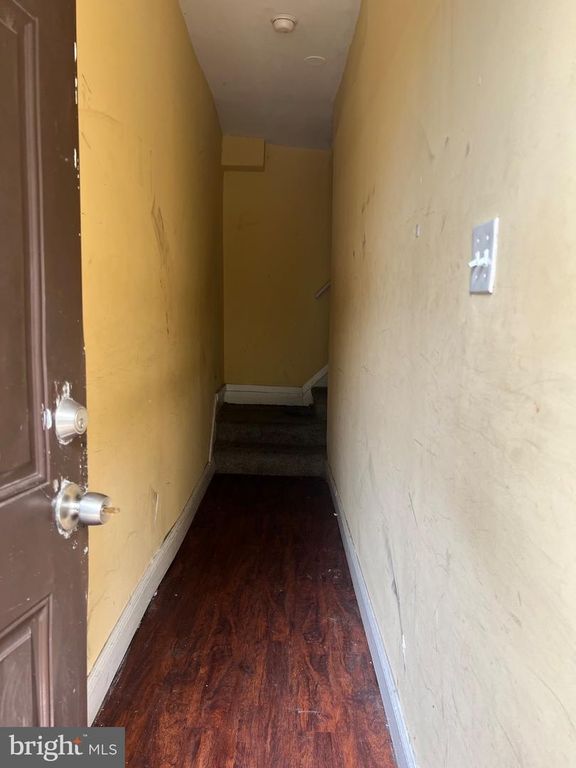 1127 S 57TH ST, Philadelphia, PA 19143 — photo 2