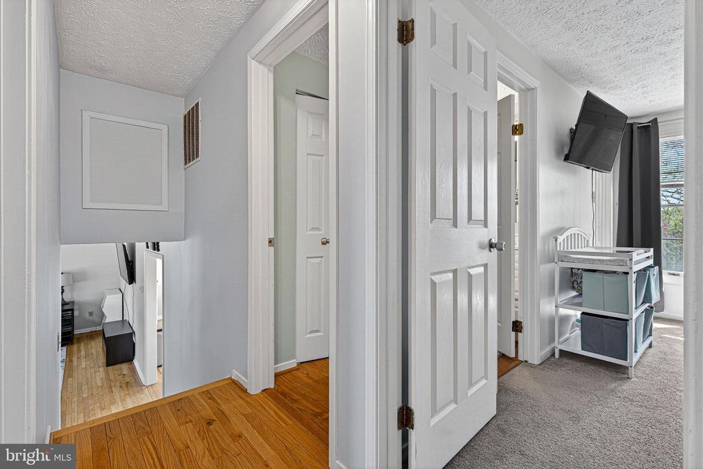 Image 13 of property listing at 721 PAUL DR, Aberdeen, MD 21001