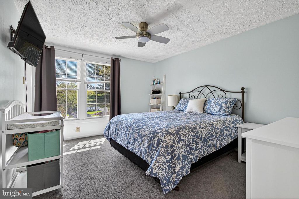 Image 14 of property listing at 721 PAUL DR, Aberdeen, MD 21001