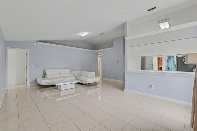 1607 WIDELAKE COURT, Brandon, FL 33511