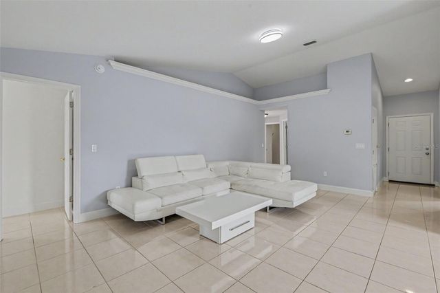 1607 WIDELAKE COURT, Brandon, FL 33511