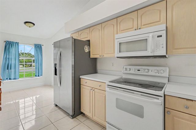 1607 WIDELAKE COURT, Brandon, FL 33511