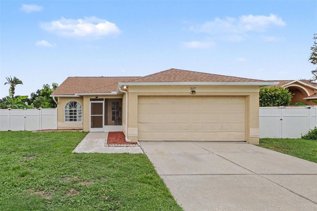 1607 WIDELAKE COURT, Brandon, FL 33511