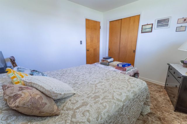 121 W Jackson Street, Parker City, IN 47368