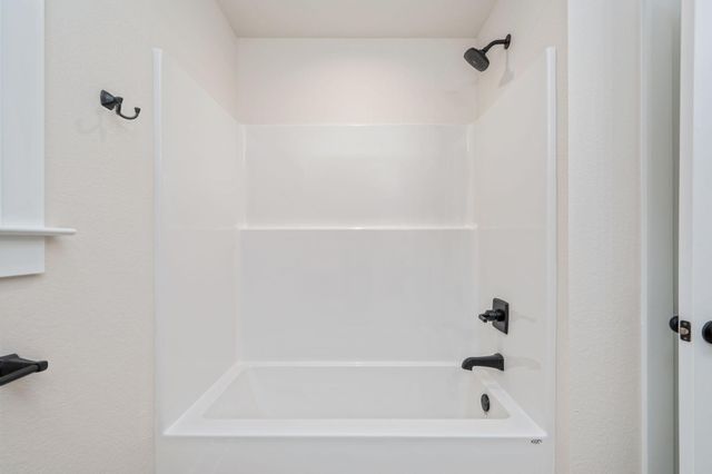 116 N Savage Street, Crestview, FL 32536