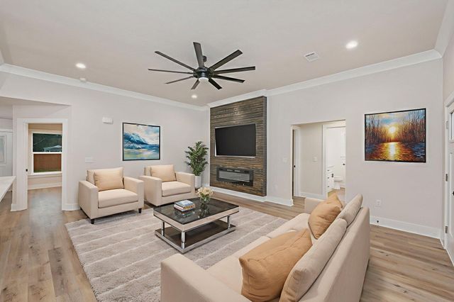 116 N Savage Street, Crestview, FL 32536