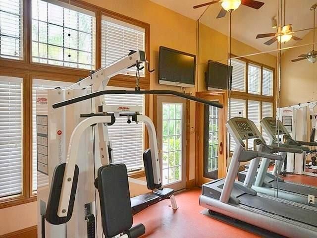 2300 Old Spanish Trail 2054, Houston, TX 77054