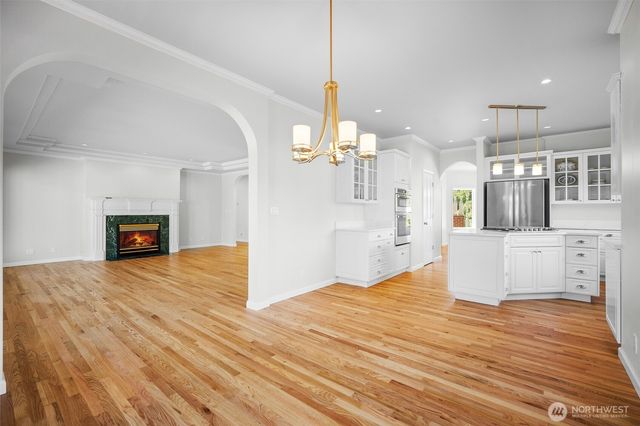 5452 Northwest Drive, Bellingham, WA 98226