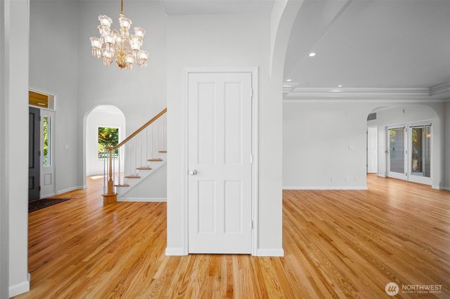 5452 Northwest Drive, Bellingham, WA 98226