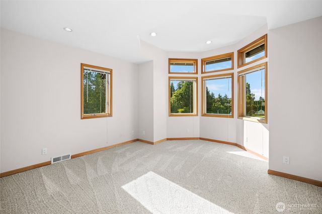 5452 Northwest Drive, Bellingham, WA 98226