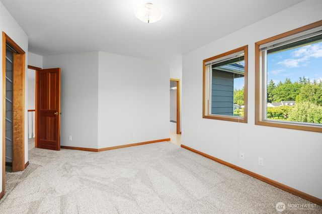 5452 Northwest Drive, Bellingham, WA 98226