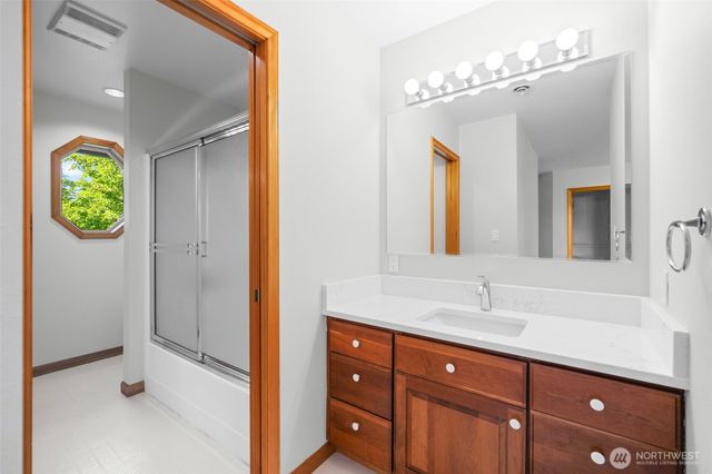 5452 Northwest Drive, Bellingham, WA 98226