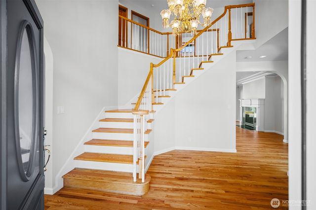 5452 Northwest Drive, Bellingham, WA 98226