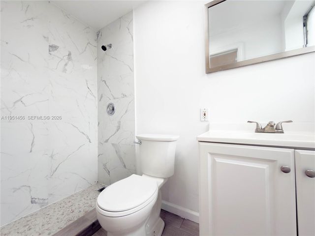 410 Pinecrest Dr, Miami Springs, FL 33166