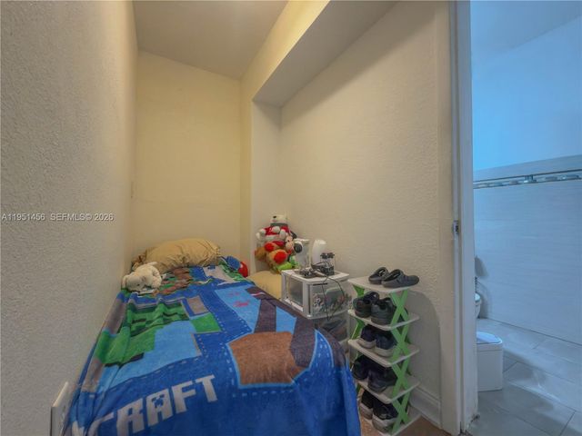 410 Pinecrest Dr, Miami Springs, FL 33166