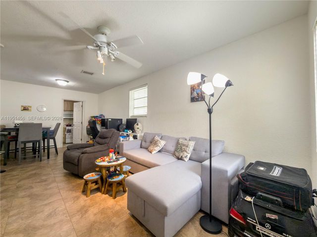 410 Pinecrest Dr, Miami Springs, FL 33166