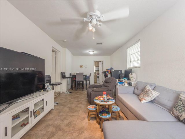 410 Pinecrest Dr, Miami Springs, FL 33166