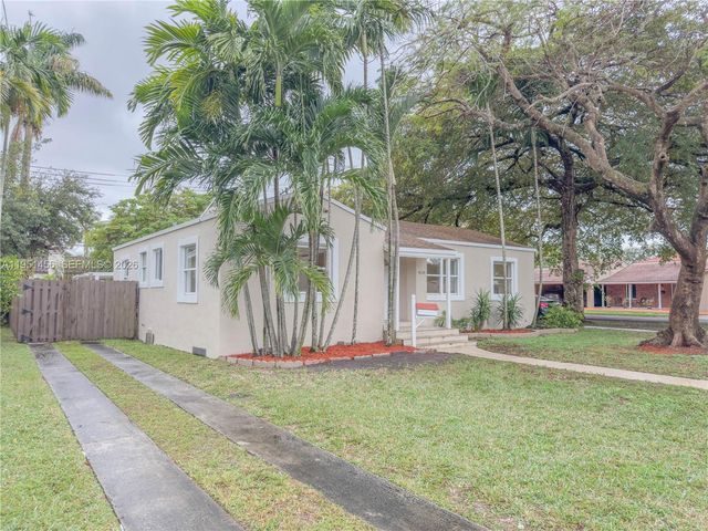 410 Pinecrest Dr, Miami Springs, FL 33166