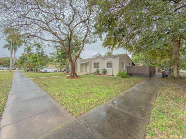 410 Pinecrest Dr, Miami Springs, FL 33166