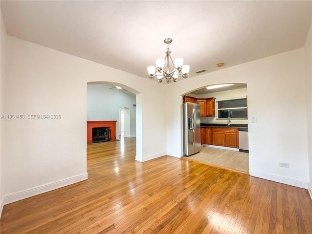 410 Pinecrest Dr, Miami Springs, FL 33166