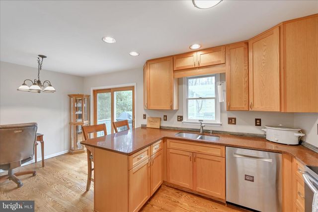 515 RANDALL CIR, Hummelstown, PA 17036