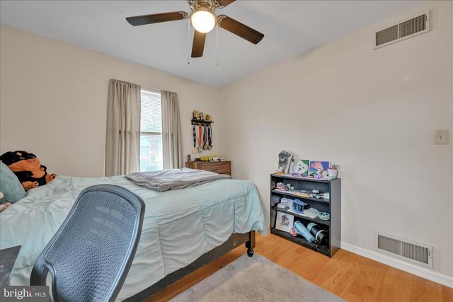 515 RANDALL CIR, Hummelstown, PA 17036