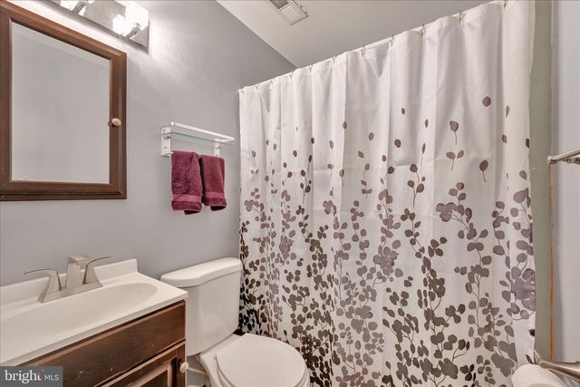 515 RANDALL CIR, Hummelstown, PA 17036