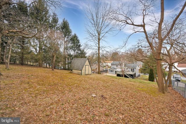 515 RANDALL CIR, Hummelstown, PA 17036