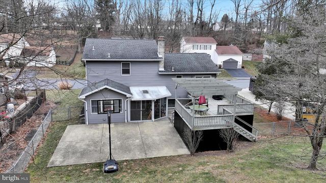 515 RANDALL CIR, Hummelstown, PA 17036