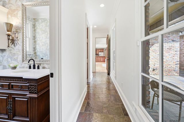 6735 Rue Bocage, Baton Rouge, LA 70809