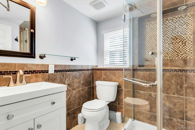 449 2nd Avenue, Massapequa Park, NY 11762