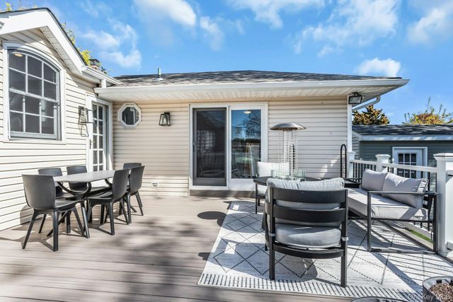 449 2nd Avenue, Massapequa Park, NY 11762