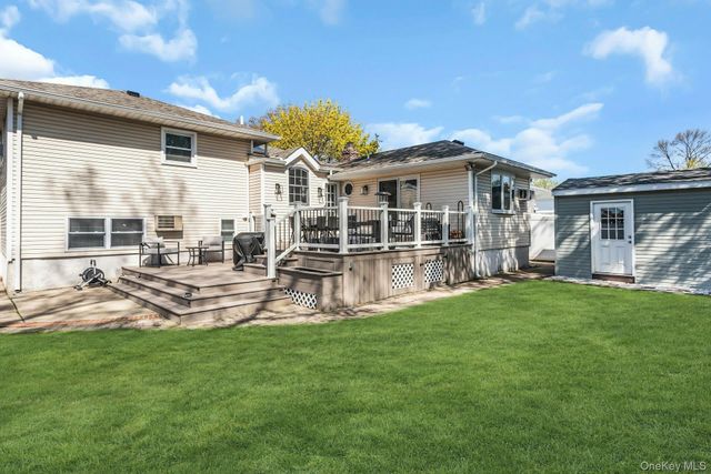 449 2nd Avenue, Massapequa Park, NY 11762