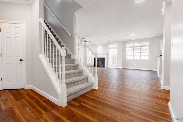 492 Sussex Drive, Huntsville, AL 35824