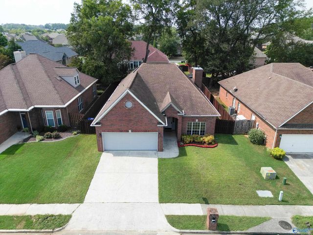 492 Sussex Drive, Huntsville, AL 35824