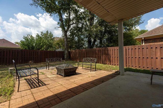 492 Sussex Drive, Huntsville, AL 35824