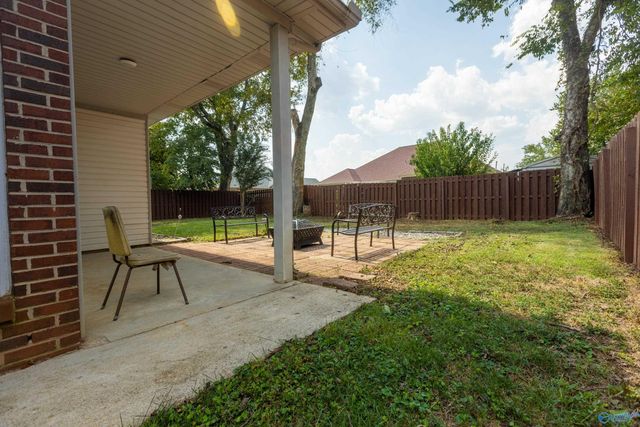 492 Sussex Drive, Huntsville, AL 35824