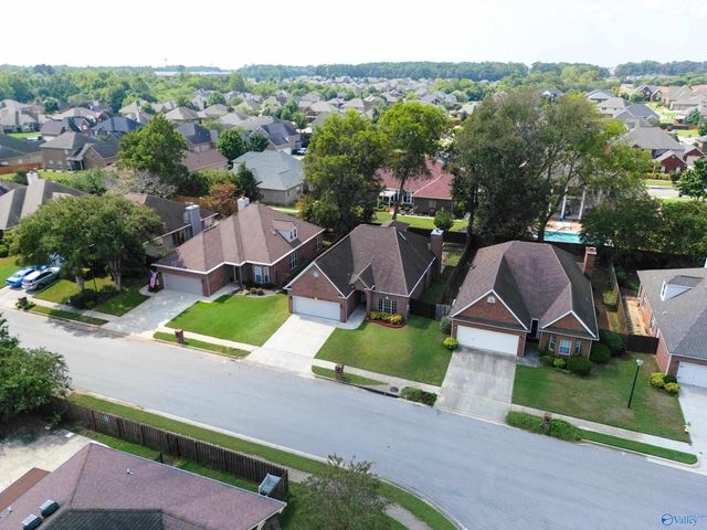 492 Sussex Drive, Huntsville, AL 35824