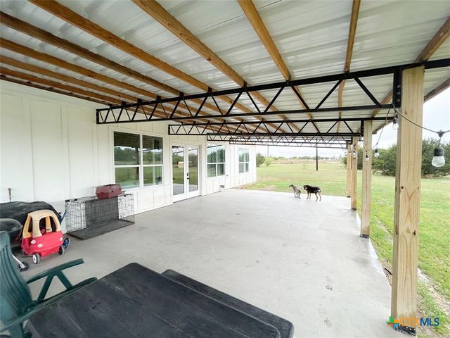 720 County Road 2337, Lampasas, TX 76550