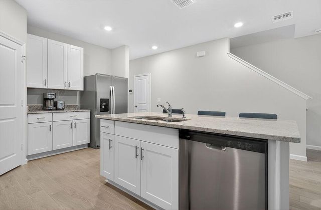 5696 SE Edgewater Circle, Stuart, FL 34997