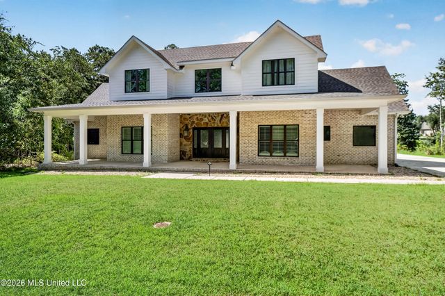 758 Turnberry Drive, Diamondhead, MS 39525