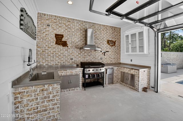758 Turnberry Drive, Diamondhead, MS 39525