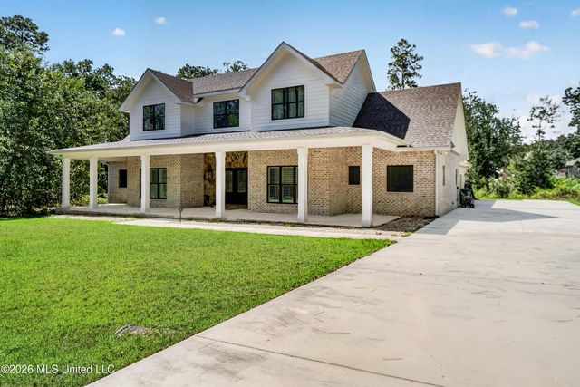 758 Turnberry Drive, Diamondhead, MS 39525