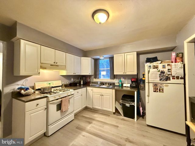 12 VANCE ST, Browns Mills, NJ 08015