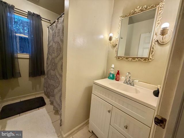 12 VANCE ST, Browns Mills, NJ 08015