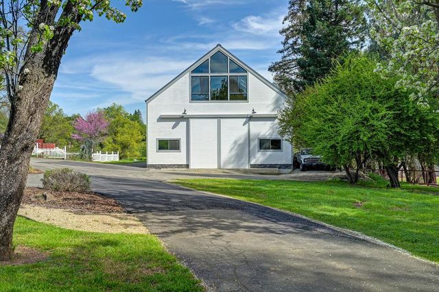 2425 Duarte Rd, Penryn, CA 95663