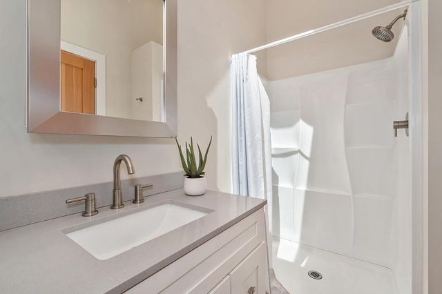 2425 Duarte Rd, Penryn, CA 95663