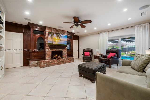 5455 SW 88th St, Miami, FL 33156