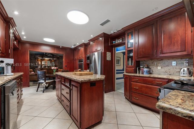 5455 SW 88th St, Miami, FL 33156